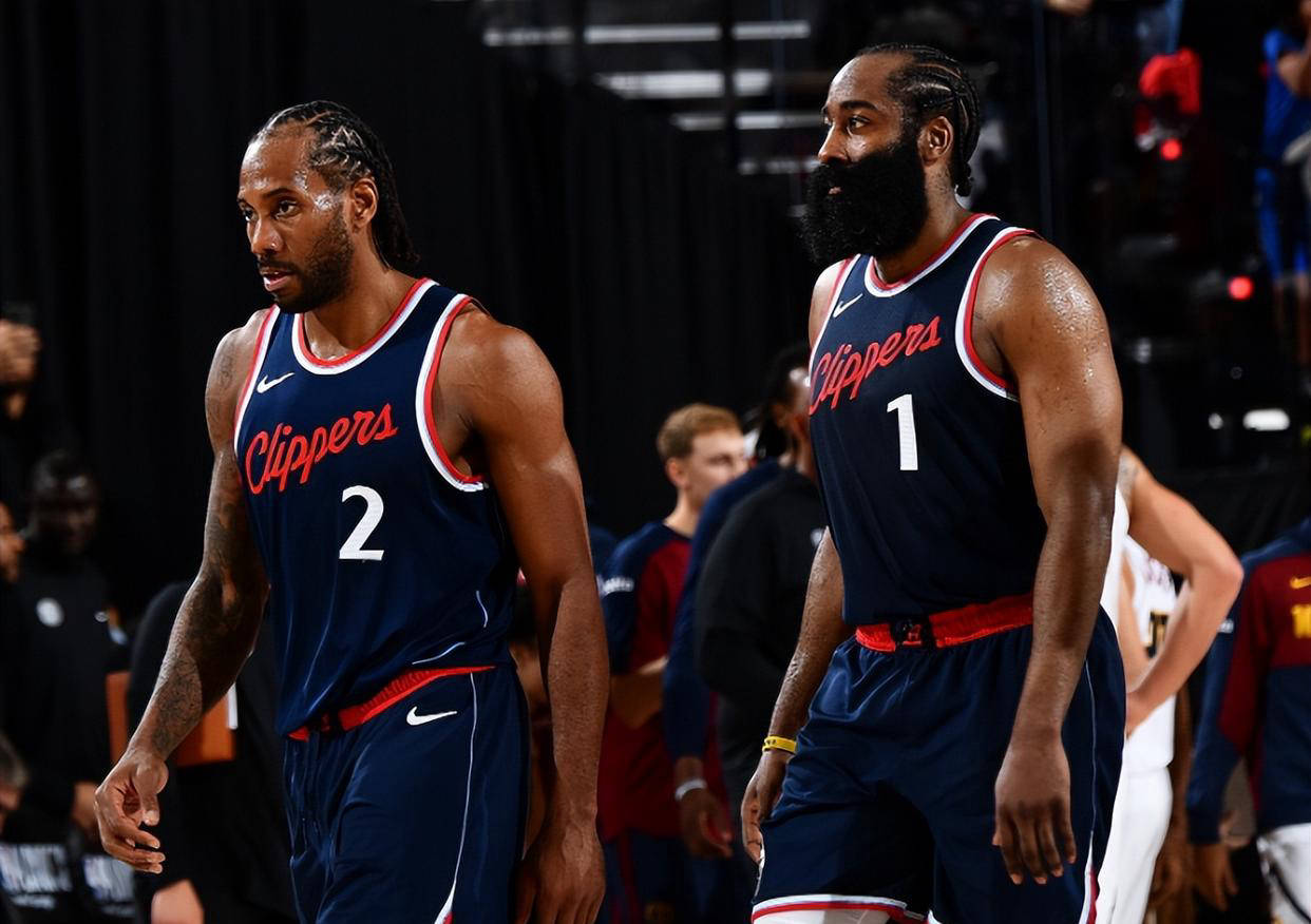 冲刺阶段洛杉矶快船备战法国杯，状态回暖细节曝光，赛场秩序良好，训练强度明显提升的简单介绍